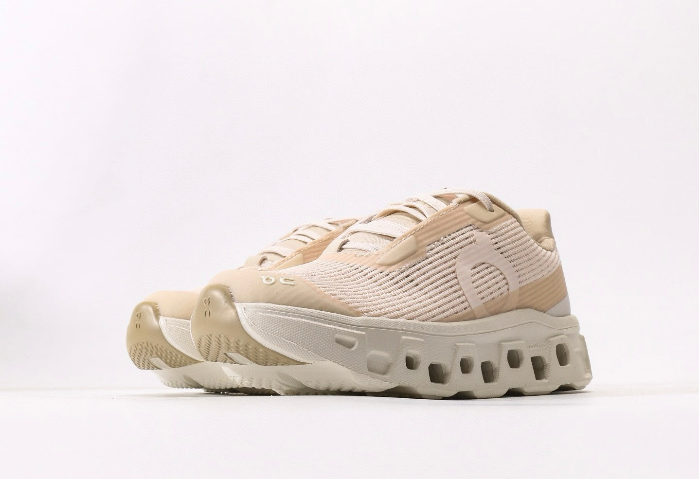Cloud monster Kids “tan/White”
