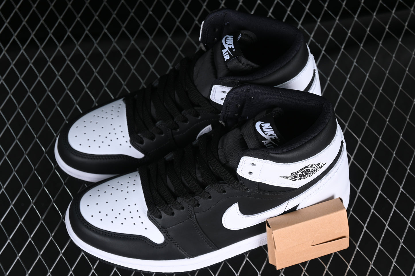 Jordan 1 “ Reverse panda”